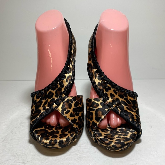 New Betsy Johnson Leopard Peep Toe Satin High Heel Pump Women's Shoes Size 10 - Picture 3 of 15